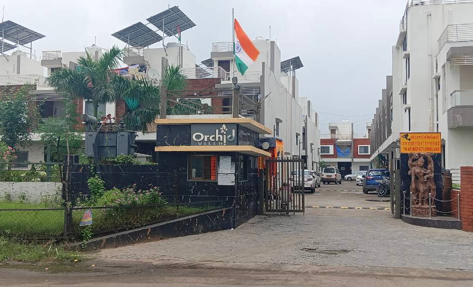 Surdhara hotel apartment in ahmedabad